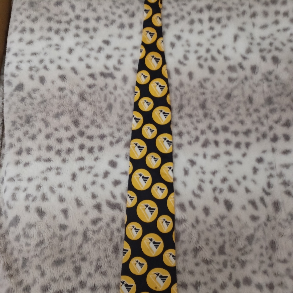 Pittsburgh Penguin tie